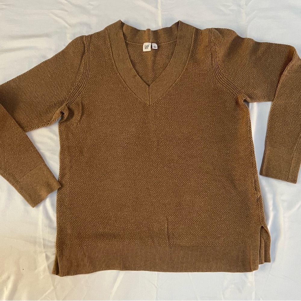 GAP Brown V-Neck Sweater